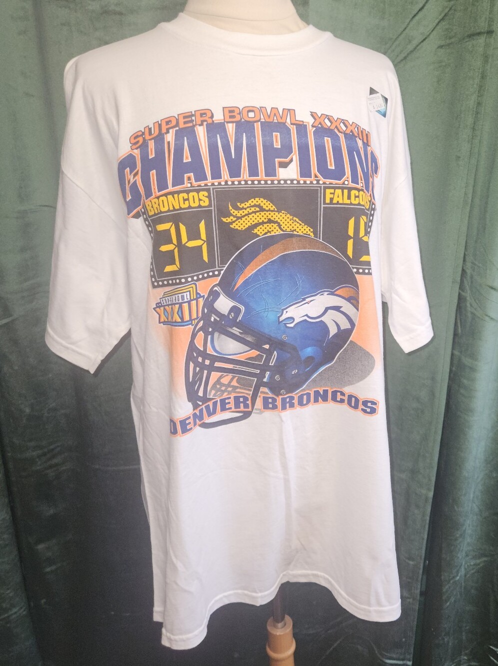 Vintage 1999 Logo 7 Super Bowl XXXIII Tee